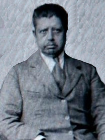 صورة:Ignacio Molina Mayorca (circa 1925).jpg