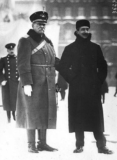 Слика:Georgi Skalon & Pietro Canonica 1914.jpg