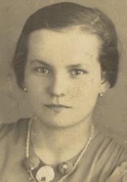 Maria Urbanek (Zajac Zając) b. 10 September 1917 d. 13 August 2001