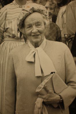 Ruth Gill.jpg