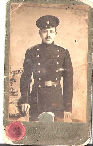 Горлачев царский прапорщик file.jpg