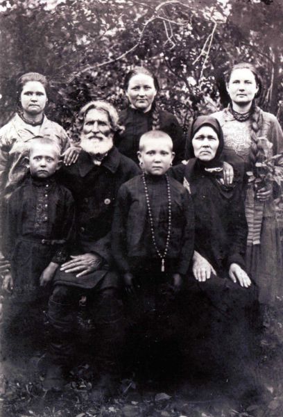 Слика:Авдеевы-2.jpg