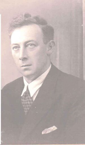 VLIETMAN F1892-1973.jpg