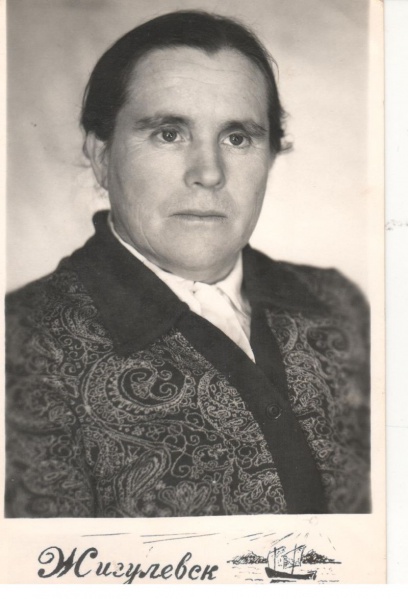 Слика:Екатер ивановна отводенко жена ник мих отв.jpg
