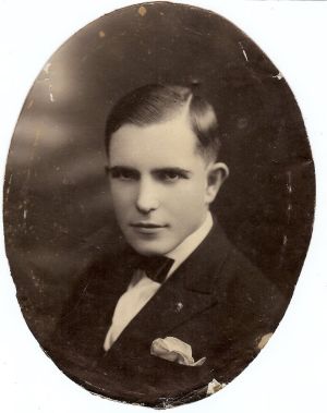 Raul volio.jpg