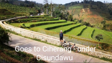 Goes to Ciherang, near Cisumdawu Tolload