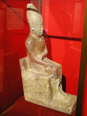 449px-Limestone statue of Khasekhemwy.jpg