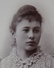Jeanne Valluit