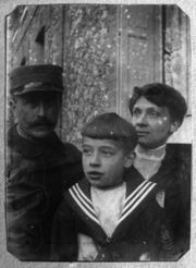 Photo prise peut-être un peu avant guerre (1912?)