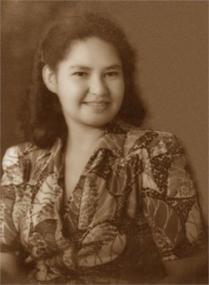 Helena Kaniaulono DeArce.jpg