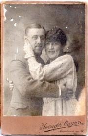 Иконников Лев Михайлович с женой Ксенией