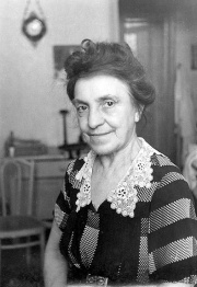 Marguerite Grenier, épouse Miszkowska, peut-être vers 1951 (à Nice ?)