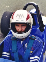Francis Grenier le 19 août 2000 sur le circuit de Montlhéry (91).