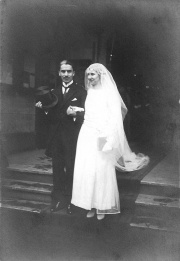 Mariage de H. Francis Grenier et de Jeanne Lanier, le 12 février 1923, à Paris 20e.