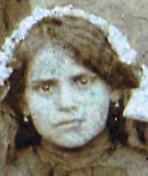 Bittermann Angela ca. 8 Jahre.jpg