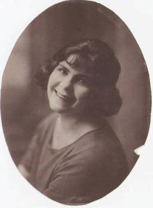 Claudia.jpg
