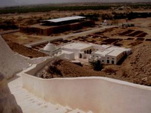 Isa Rumi kubahimamalmuhajir.jpg