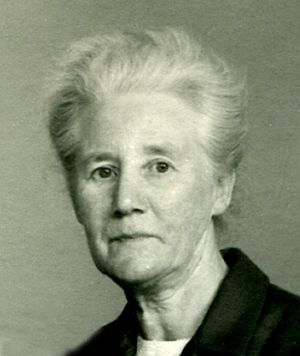 Tryn van den Akker.jpg
