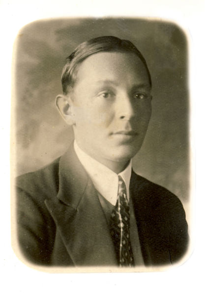 Изображение:Дядя Рома (Роман Марианович Фрейзлер).jpg